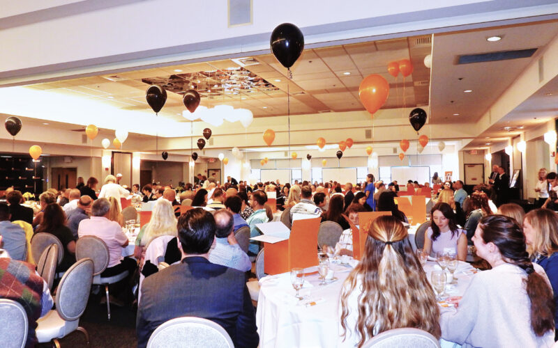 Howland salutes seniors at scholarship breakfast